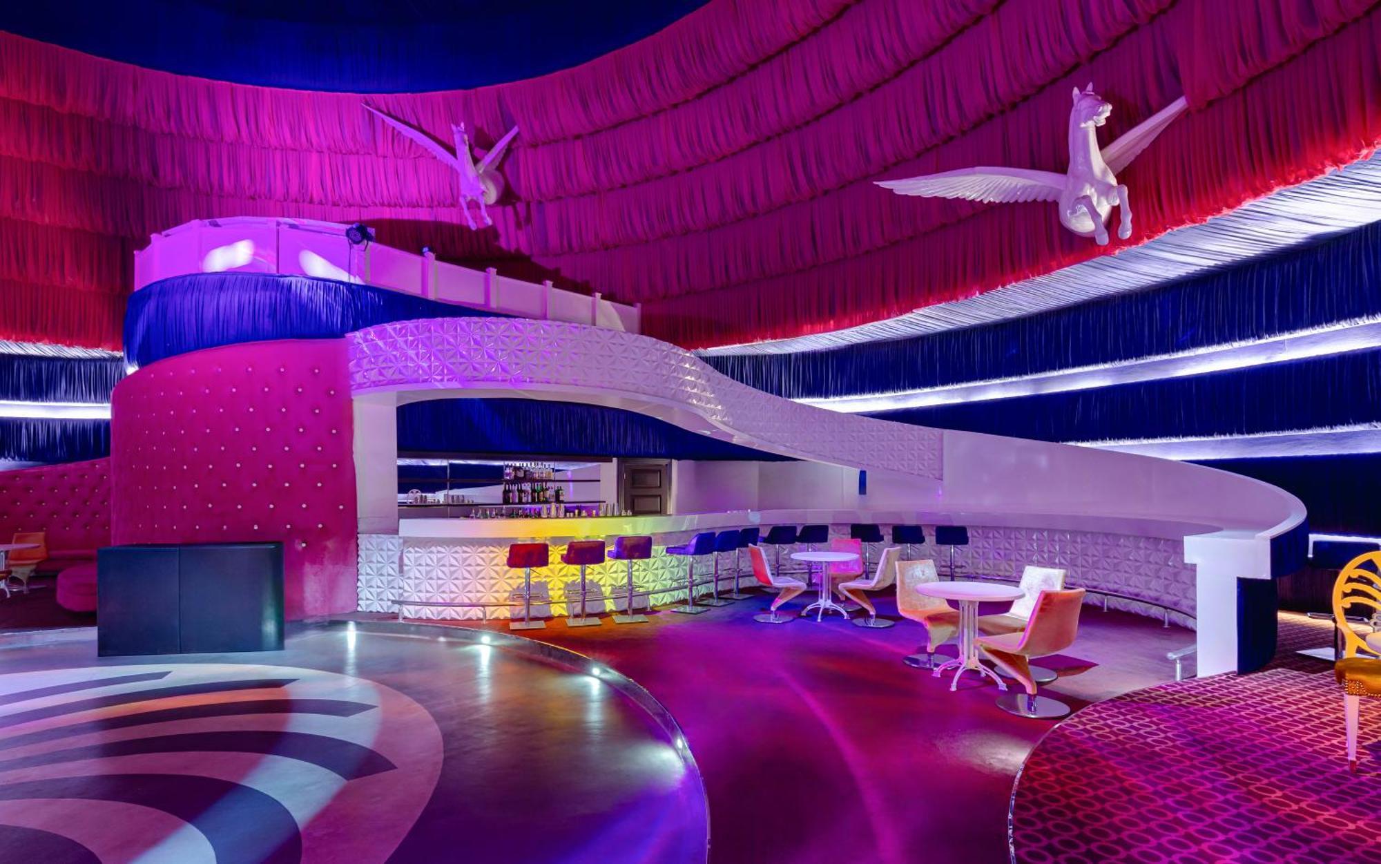 Shamakhi Palace Sharadil Seredil Exteriör bild The interior of the nightclub
