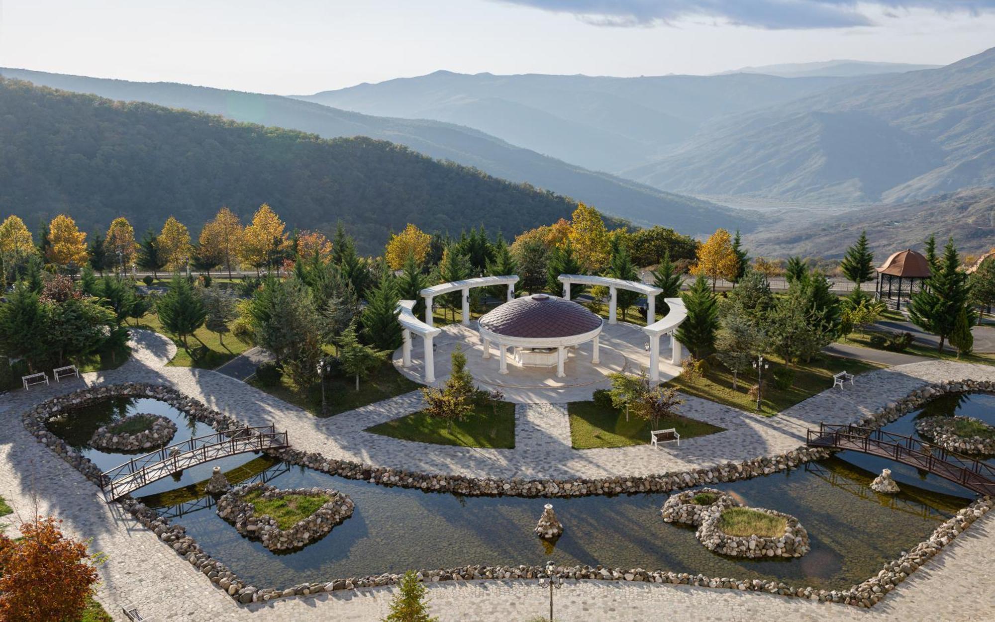 Shamakhi Palace Sharadil Seredil Exteriör bild The center of the town