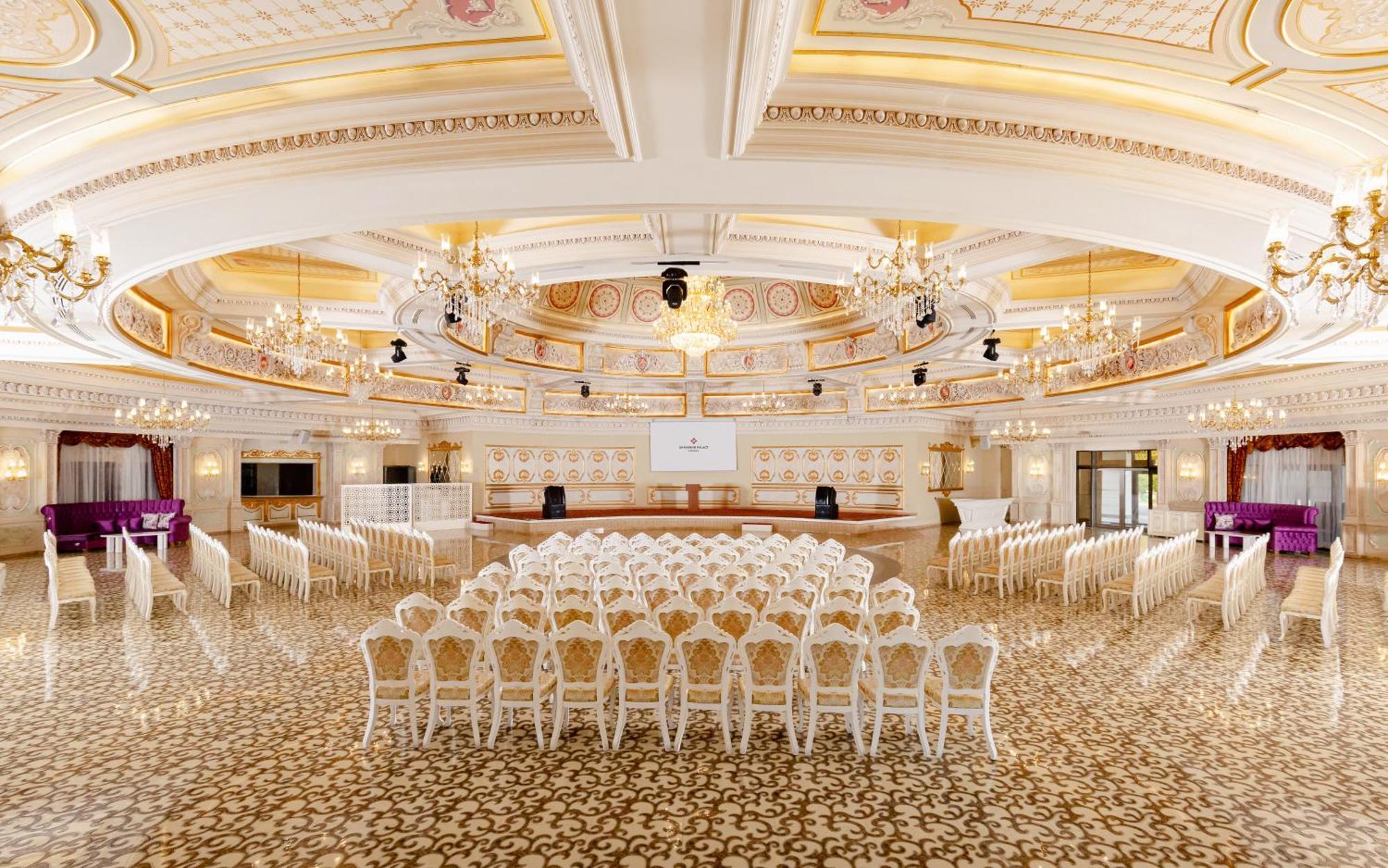 Shamakhi Palace Sharadil Seredil Exteriör bild The ballroom
